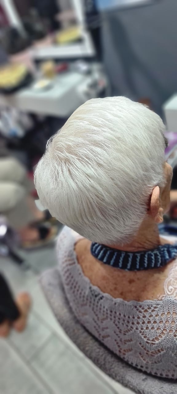 Short cut and blow wave